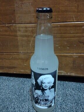 Marilyn Monroe Lemonade Bottle 12 FL OZ